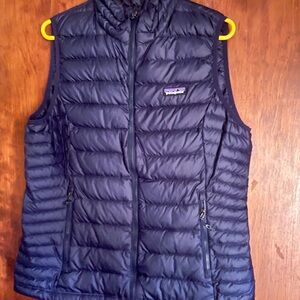 Patagonia Women's Dark Blue Quilted Vest